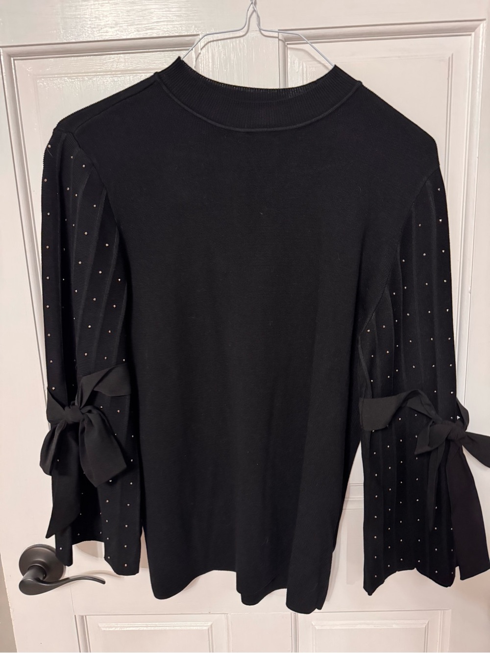 Stunning NWT Black Long-Sleeve Sweater Top with Bow Detail and Bling!